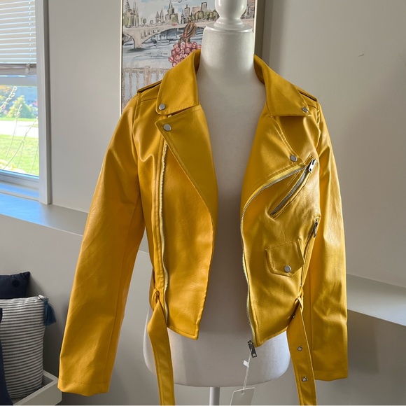 ❌SOLD Kela Yila Faux Leather Jacket - Picture 6 of 8